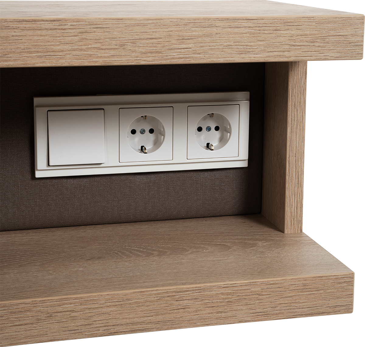 Drop_PL51_Roble_kansas_Domus_TC26_Praline_detail.png