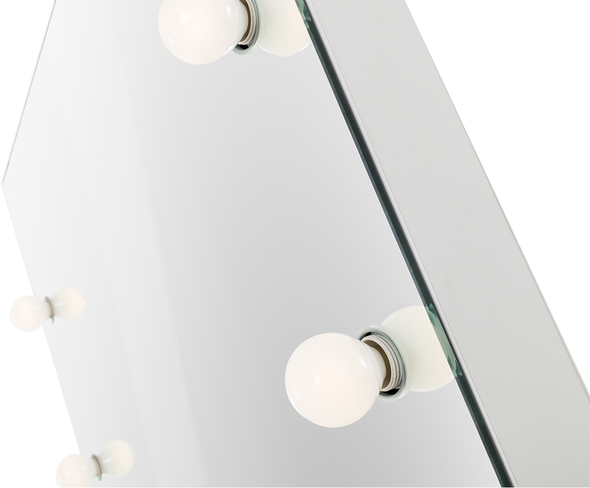 Romantic_L29_Alpino_White_detail.png